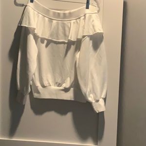 Ontwelfth white off shoulder top